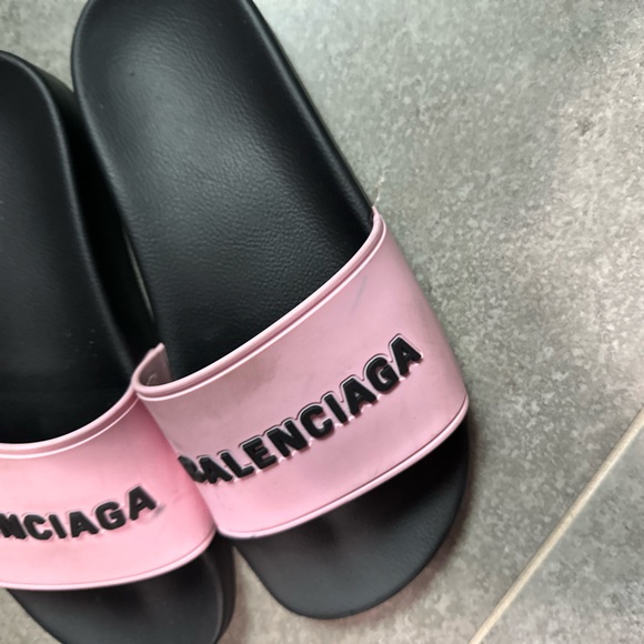 Balenciaga slides - Picture 2 of 5